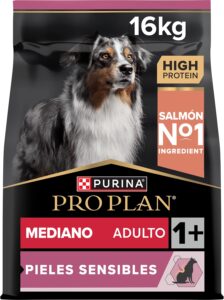 As 10 Melhores Rações para Cães: Comparativo Completo e Análise Nutricional Escolher o melhor alimento seco para o teu cão tornou-se uma das tarefas mais confusas para qualquer tutor. Entre o marketing que promete dietas ancestrais com carne fresca e as marcas clínicas recomendadas por veterinários há décadas, qual é a escolha certa? A verdade é que a ração ideal depende do equilíbrio entre a qualidade dos ingredientes, a ciência da formulação e o orçamento familiar.